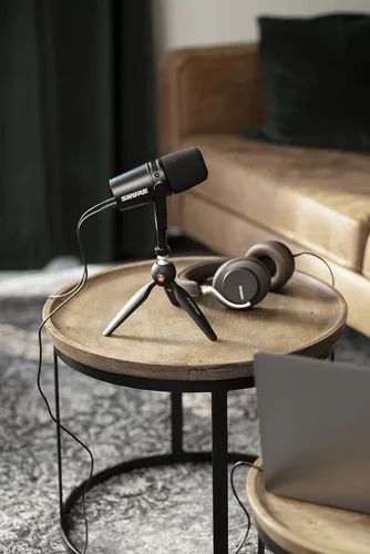 Vista 14 de Shure Micrófono y soporte USB para podcast MV7