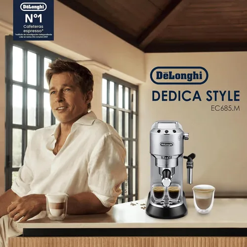 Vista 4 de De'Longhi EC685M Dedica Deluxe - Máquina automática de café expreso, 35 onzas, 1, metálico