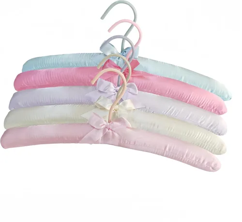 Vista 10 de Perchas acolchadas para ropa, colgador de satén, perchas acolchadas para mujer, suéteres (floral-5 piezas)