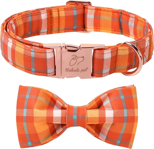 Vista 15 de Collar de Navidad para Perro con Pajarita - Lindo Collar de Cachorro Azul con Patrón Navideño de Cereza y Caramelo, Hebilla de Metal Ajustable