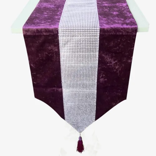 Vista 6 de Camino de mesa con lentejuelas de diamantes de imitación con tira de diamantes y borlas, 13 x 72 pulgadas, color blanco cremoso