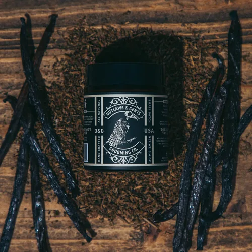 Vista 6 de Outlaws and Gents Grooming Co. Mantequilla para barba y cuerpo – Humectante natural con aroma a vainilla de tabaco para hombres – Hidrata
