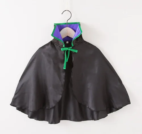 Vista 4 de Disfraz de vampiro de Halloween de 4 piezas para bebés y niños pequeños de Bilo
