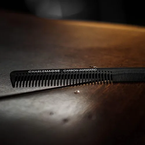 Vista 4 de Charlemagne Peine de cabello de carbono irrompible para hombres de 18 cm - Peine fino antiestático para cortar y peinar, para hombres y mujeres
