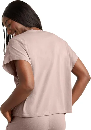 Vista 2 de Hanes Camiseta de manga corta con cuello torcido original para mujer, ajuste cuadrado