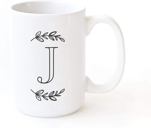 Vista 29 de The Cotton & Canvas Co. Manhattan Wreath - Taza de café personalizada con monograma inicial con letra A, taza de café de cerámica de porcelana. Para