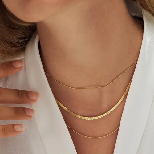 Vista 4 de Léwind Herringbone Chain Layered Necklace, 18K GoldSilver Plated Snake Chain Long Choker Necklace Dainty Chain Necklaces for Women Girls Gold