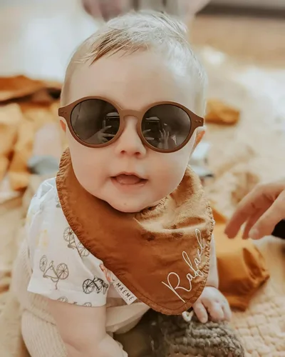 Vista 3 de Hycredi Gafas de sol polarizadas para bebés con correa UV400 protección UV400 para niños pequeños de 0 a 24 meses