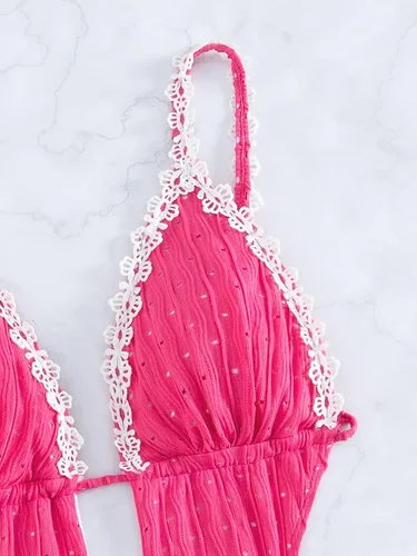 Vista 3 de MakeMeChic Traje de baño sexy de una pieza con ojales bordados y lazo lateral para mujer