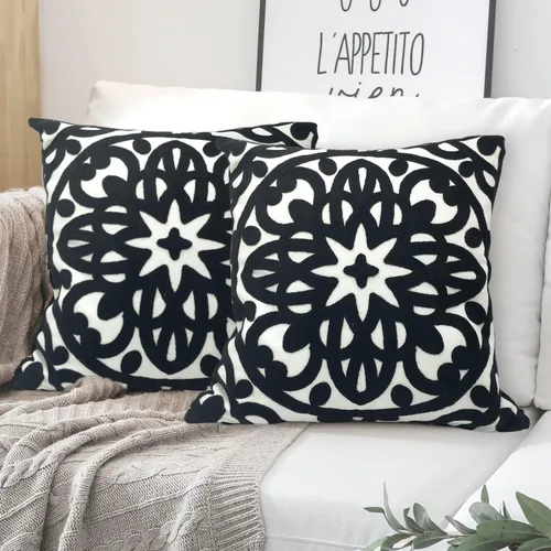 Vista 39 de Alysheer Funda de almohada decorativa bordada de 18 x 18 pulgadas, acogedora y fresca funda de cojín bohemia con diseño de mandala chic de punto