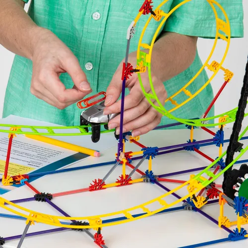 Vista 5 de K'NEX Education - Exploraciones STEM: Set de construcción de montaña rusa, 546 piezas, set de construcción creativa, a partir de 8 años