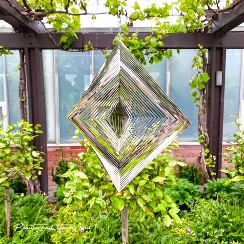 Vista 5 de Molinillo de viento de metal para jardín, arte de jardín al aire libre para patio trasero, decoración colgante al aire libre y spinners para adornos