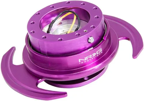 Vista 4 de NRG Innovations NRG-SRK-650BK GEN 3.0 Volante de Carrera con Adaptador de Buje de Liberación Rápida, Diseño de 6 Agujeros y Patrones de Pernos