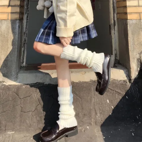 Vista 2 de mdnhsb Calentadores de piernas para mujer, de punto acanalado, Kawaii Y2K, Harajuku Gyaru, lindos calentadores de piernas, calcetines góticos