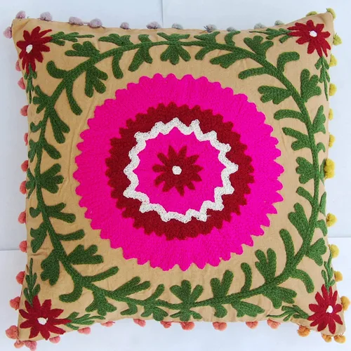 Vista 2 de Almohada tradicional Jaipur Boho Suzani, funda de cojín bordada de 16 x 16 pulgadas, funda de almohada decorativa, cojines indios con pompones