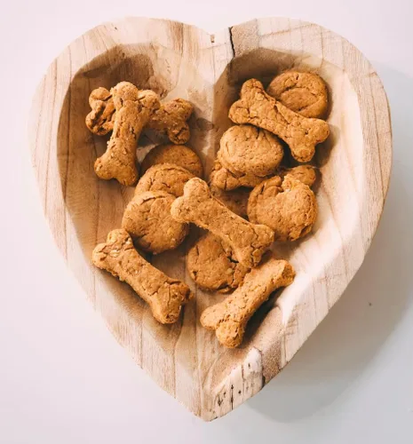 Vista 4 de The Peanut Mutter - Golosinas para perros, hechas con mantequilla de maní real, ingredientes orgánicos, frescos y no conservantes