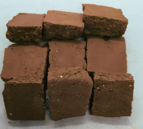 Vista 2 de Losas de arcilla Khadi gris y blanca 200 GMS