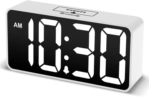 Vista 12 de DreamSky - Reloj despertador digital pequeño para dormitorio con números grandes Electric Bedside Desk Clock with USB Charging Port, Brightness