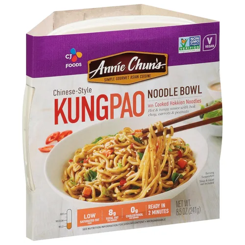 Vista 5 de Tazón de fideos Annie Chun's sabor Kung Pao Vegano, estable, 8.5 oz (paquete de 6), comida preparada para microondas de estilo chino