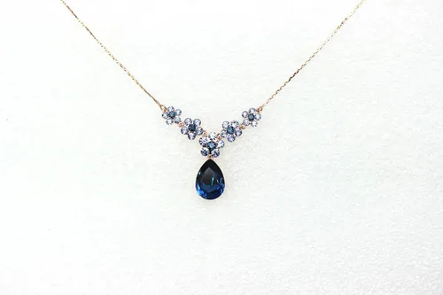 Vista 3 de Faship Precioso conjunto de pendientes y collar floral de cristal