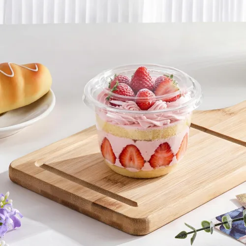 Vista 4 de Rainmae Paquete de 100 tazas de postre con tapas, vasos de plástico desechables apilables con tapas planas, tazas de helado de 10.1 fl oz/10 onzas