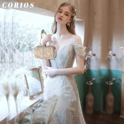 Vista 2 de Bolso de noche con flores de diamantes de imitación para mujer, monedero de lentejuelas brillantes, bolso de mano de cristal, bolso de hombro