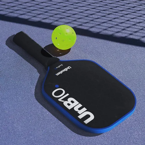 Vista 5 de Juego de 2 palas de pickleball aprobadas por USAPA de fibra de carbono de 0.630 in, palas de pickleball para hombres y mujeres, raquetas ligeras