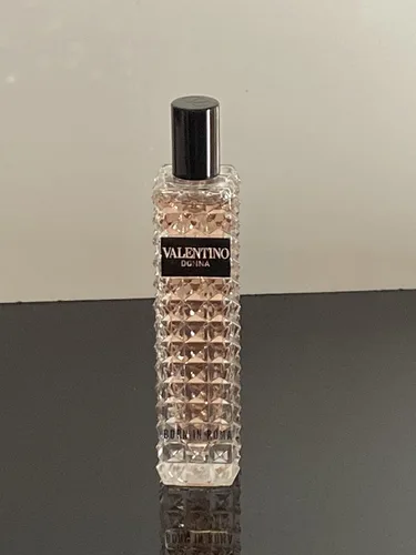 Vista 3 de Valentino Donna Born In Roma Eau De Parfum Spray para mujer, 0.5 onzas
