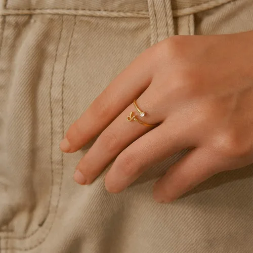 Vista 4 de Anillos Turandoss para Mujeres y Niñas - Delicados anillos ajustables chapados en oro de 14K sin decoloración para mujeres y adolescentes, anillos