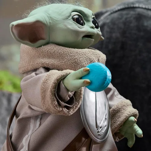Vista 5 de STAR WARS Ultimate Grogu, 1:1 Scale Premium Animatronic, Limited Edition Life-Size Replica Ages 14+