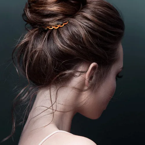 Vista 4 de WILLBOND 16 piezas de accesorios para peine de pelo para mujer, peines laterales franceses, clips decorativos de plástico para mujeres, velo de boda