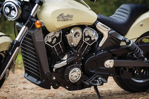 Vista 5 de Kuryakyn Control de pie de motocicleta 8965: controles medios para motocicletas Indian Scout 2015-19, negro