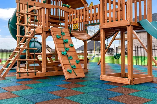 Vista 3 de Playsafer Elevate Azulejos de goma – Azulejos de seguridad de alta densidad entrelazados de alta densidad de 2 pulgadas de grosor para parques