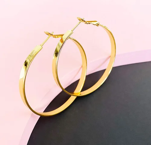 Vista 4 de Aretes de aro chapados en oro de 18 quilates, aretes redondos