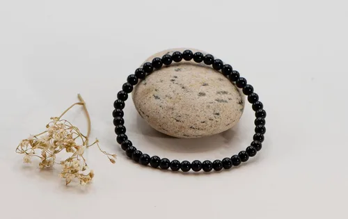 Vista 5 de Pulseras elásticas de ónix negro de 0.157in en varios tamaños (6, 6,5, 7, 7,5, 8 pulgadas)