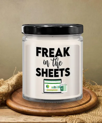 Vista 6 de Freak in The Sheets - Vela Excel para contador CPA Contabilidad Ideas de agradecimiento para jefe compañero de trabajo Humor de oficina, 9 onzas