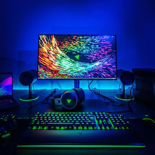 Vista 8 de Razer Nommo Chroma: Controladores de fibra de vidrio tejida personalizada de 3" - Puertos de graves orientados hacia atrás - Perilla de graves