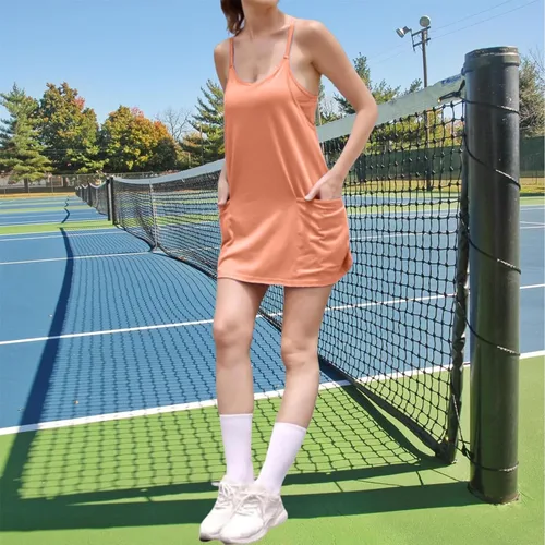 Vista 5 de Enterizo de entrenamiento para mujer con pantalones cortos debajo, sin mangas, tirantes delgados, trajes atléticos, trajes casuales de vacaciones
