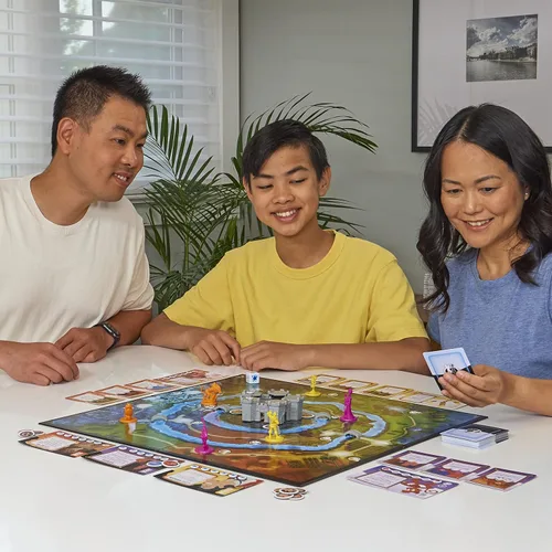 Vista 9 de Disney Sidekicks - Juego de mesa de estrategia cooperativa con figuras esculpidas personalizadas, para familias, adultos y niños a partir de 8 años