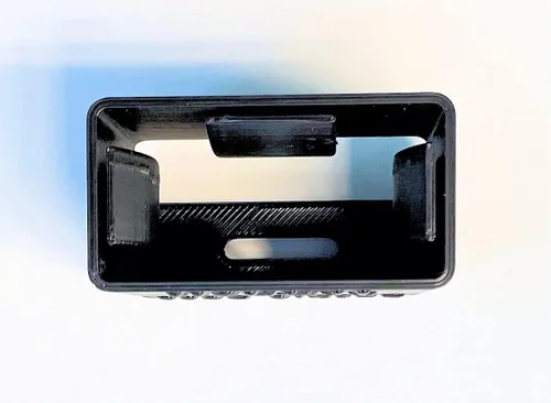 Vista 2 de Transit – Protector de cinturón de seguridad para cinturones de botones frontales – Compatible con autobuses escolares, sillas de ruedas, carritos