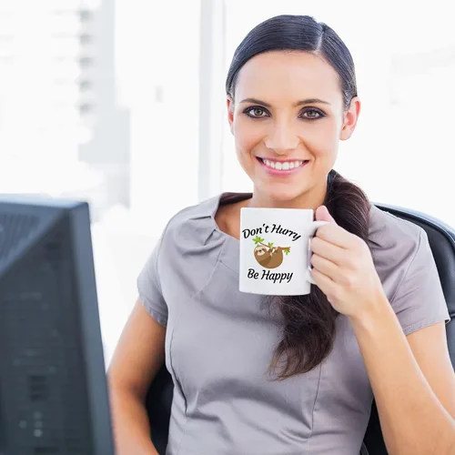 Vista 3 de aiyaya Taza de café con texto en inglés "Don't Hurry Be Happy Sloth - Bonita taza de café de perezoso de 11 onzas – Regalos de cumpleaños de Navidad