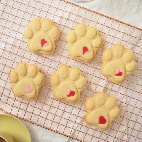 Vista 3 de Cortador de galletas Cute Paw - Grande, 1 pieza - Bakerlogy