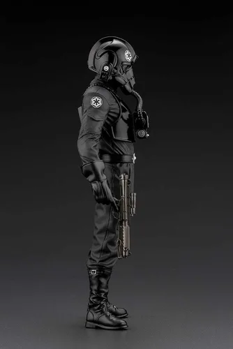 Vista 13 de Estatua ARTFX+ de piloto de combate TIE de Star Wars A New Hope