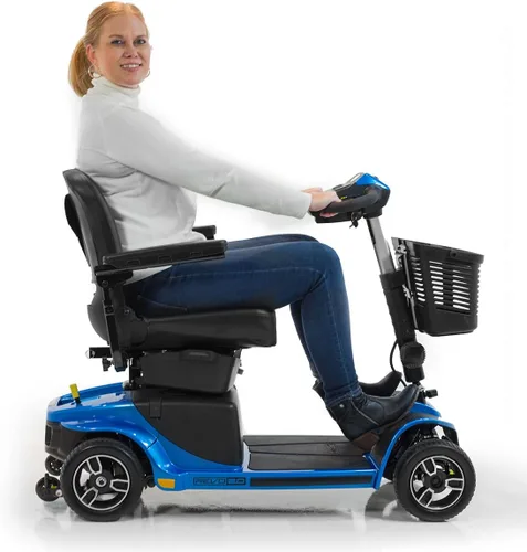 Vista 4 de Revo 2.0 - Scooter eléctrico de 4 ruedas Pride Mobility S67 + Challenger plegable cesta trasera J950