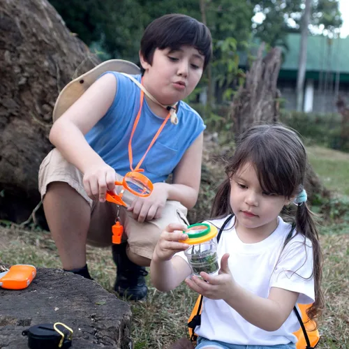 Vista 7 de Kit de Explorador Infantil con Chaleco y Sombrero de Safari para Niños de 7 a 12 Años - Disfraz de Safari y Vestirse como Guardián de Zoológico