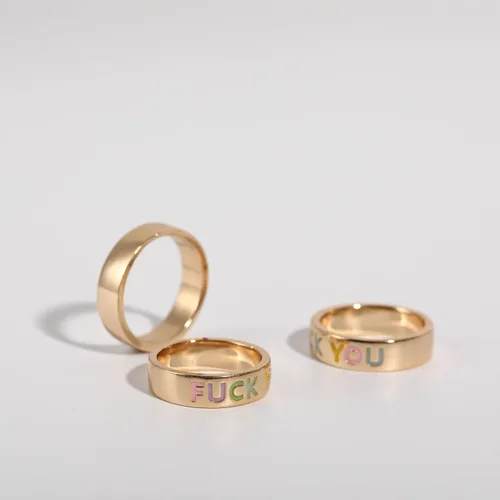 Vista 3 de Caiyao Egirl Eboy Fuck You Anillo Y2k Esmalte Anillo de oro pulido apilable nudillos Anillo para mujeres y niñas joyería de personalidad