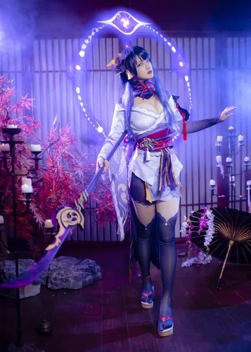 Vista 3 de Raiden Shogun - Disfraz de cosplay de Raiden Shogun para mujer, traje de fiesta de Helloween con peluca