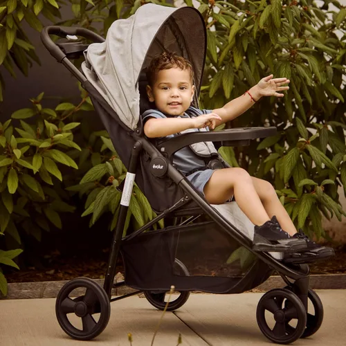 Vista 6 de Cochecito Evolur Breeze en gris, respaldo y techo ajustables, cochecito compacto plegable ligero para bebé/niño pequeño con canasto de almacenamiento