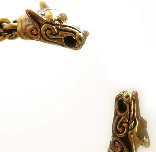 Vista 3 de Brazalete de bronce vikingo nórdico con cabeza de lobo trenzada, diseño de cabeza de lobo