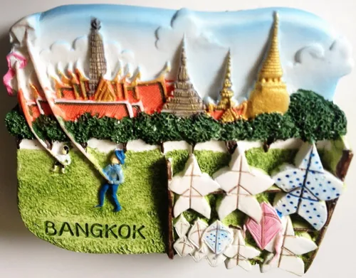 Vista 3 de WitnyStore Imán pequeño para refrigerador de Tailandia de 2½ pulgadas Sanam Luang Wat Phra Kaew Bangkok – Miniatura hecha a mano de resina 3D Asia